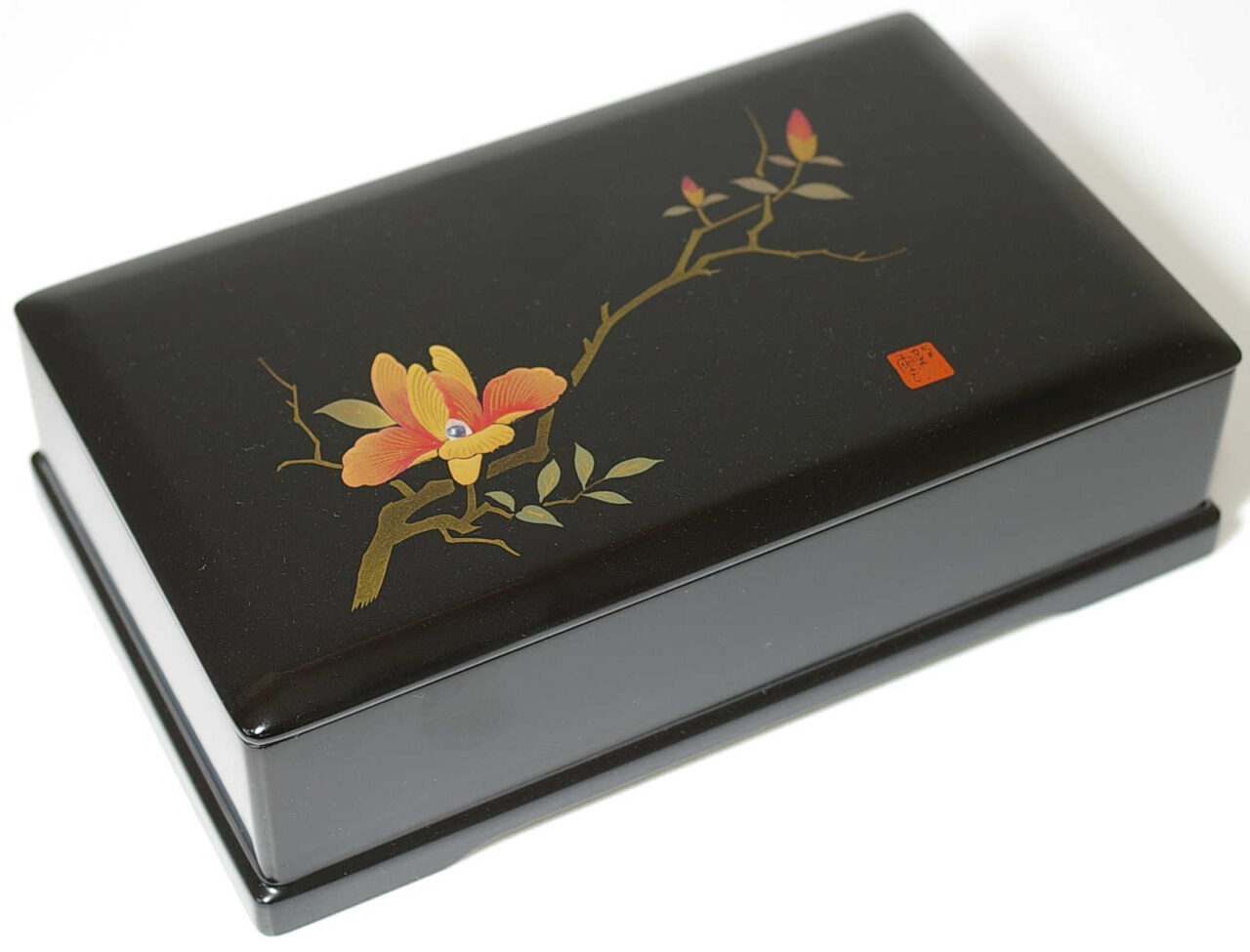 upper side of Urushi stationery box