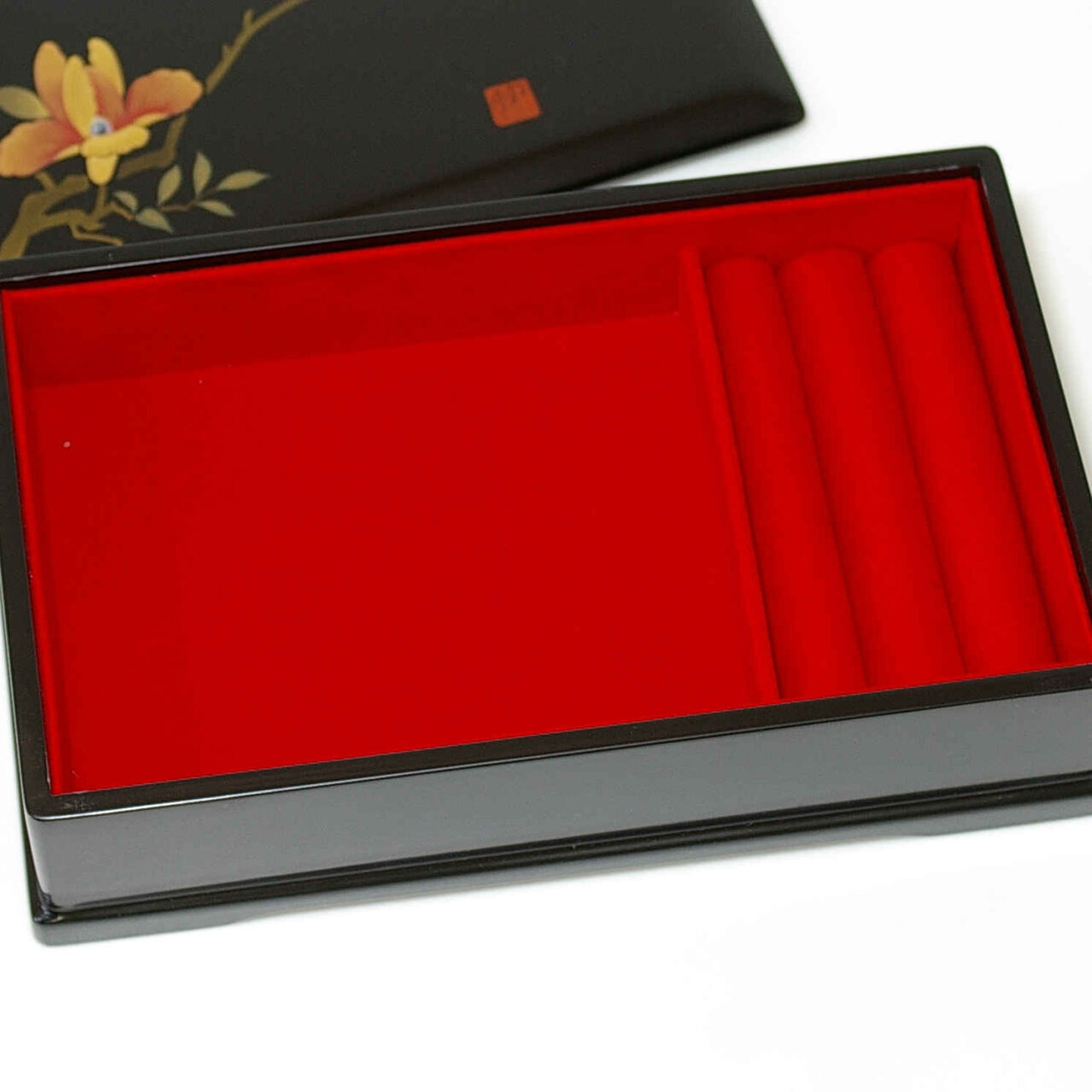 inside of Urushi stationery box