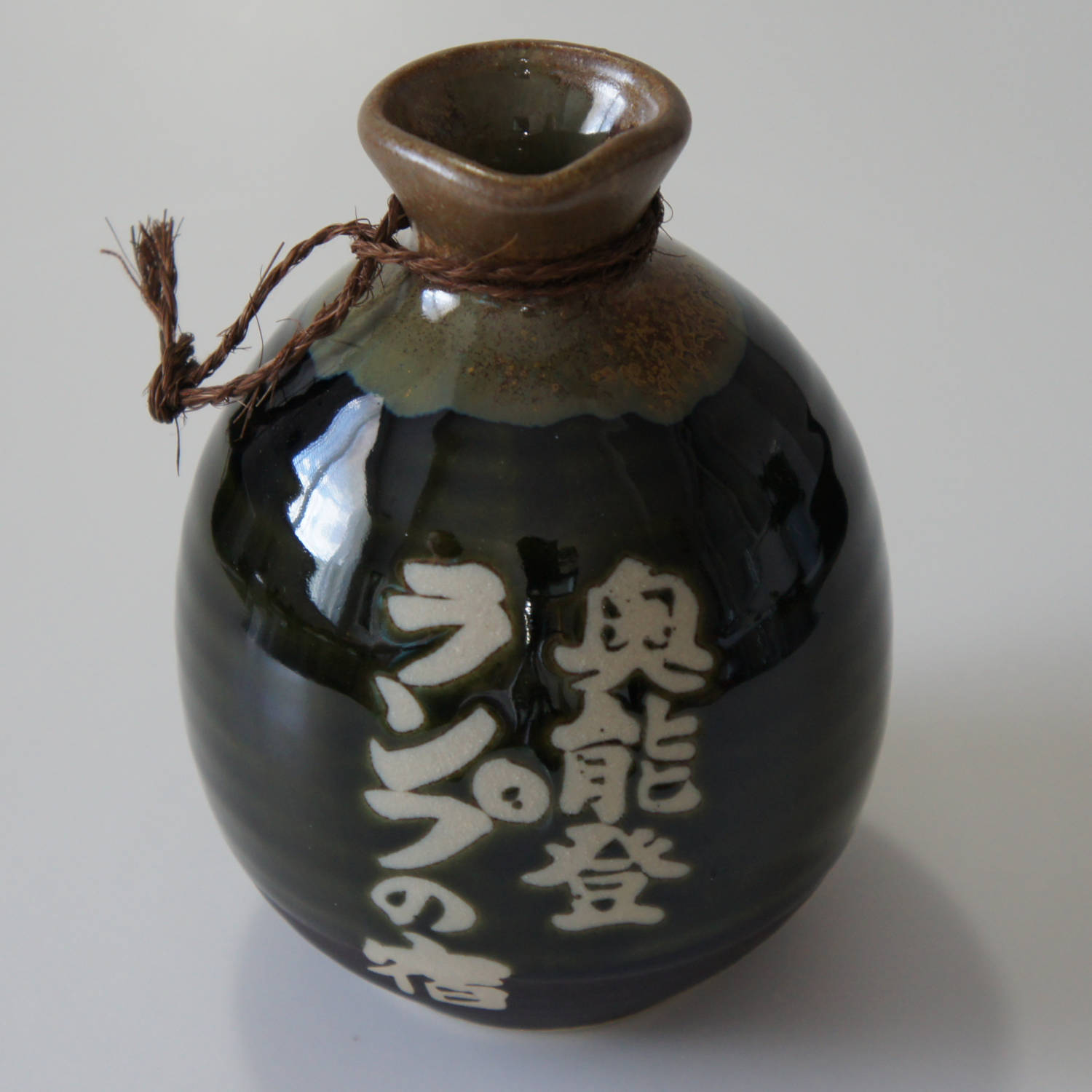 Japanese tokkuri Sake decanter