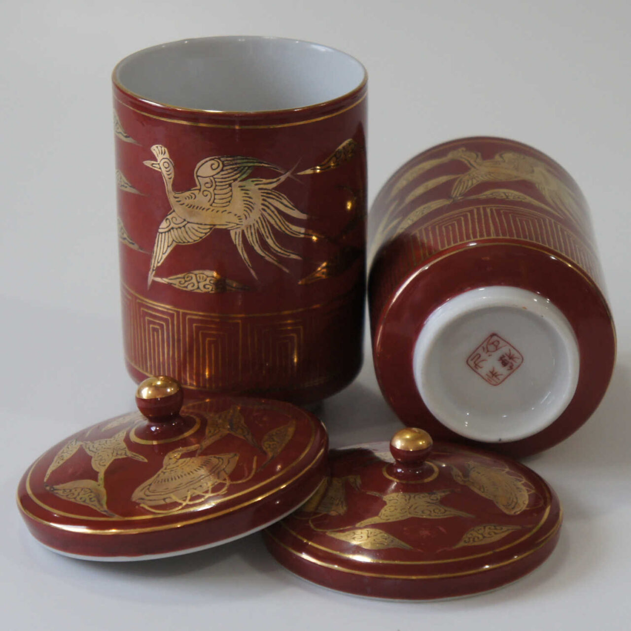 set of Kutani tea cup