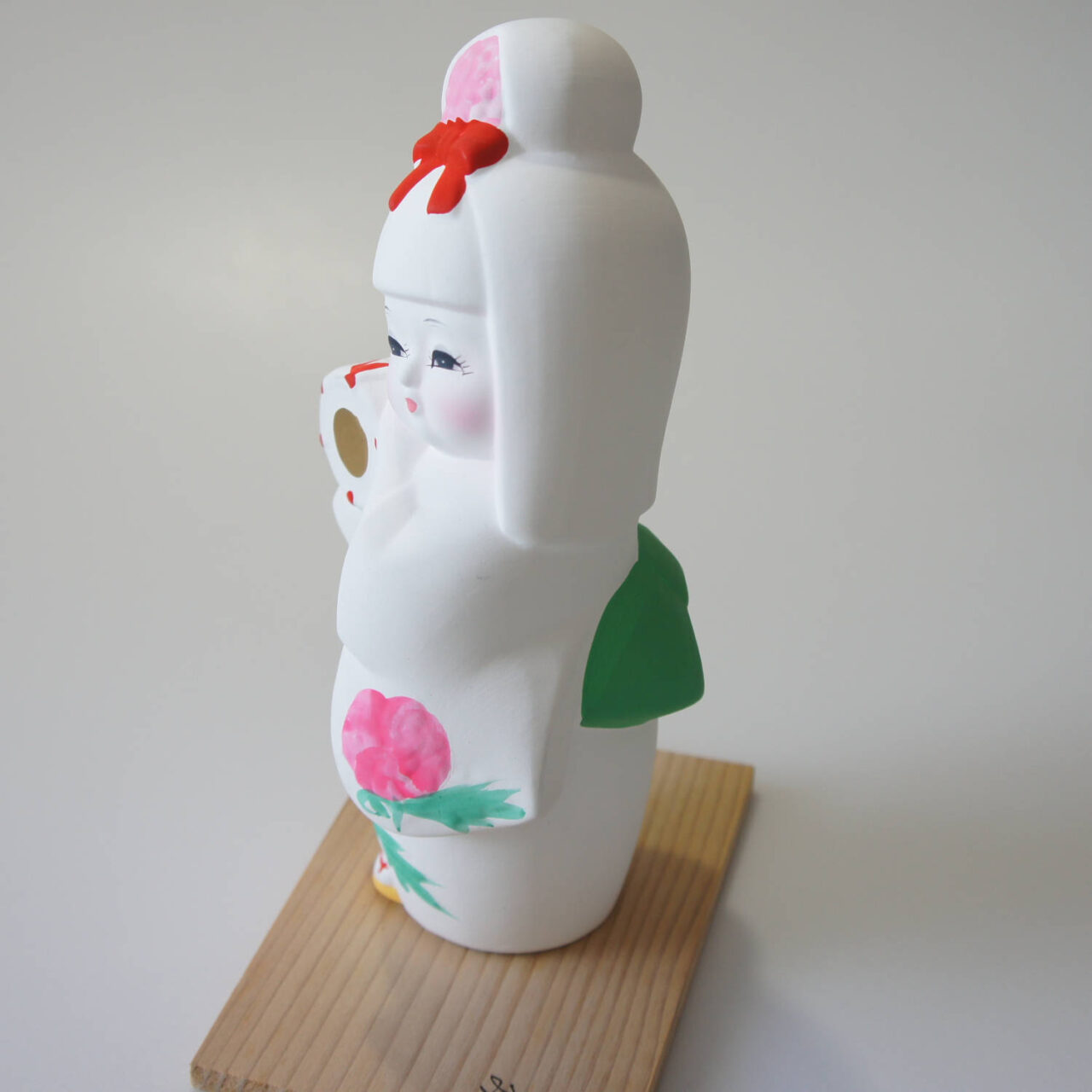 side of Hakata doll